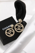 HANEL – Gold CC Crystal Circle Drop Earrings