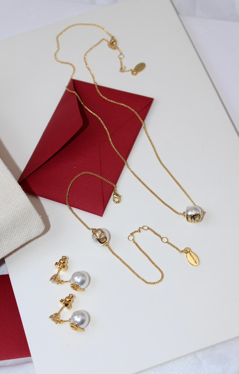 Valentino Garavani Gold Pearl Jewelry Set