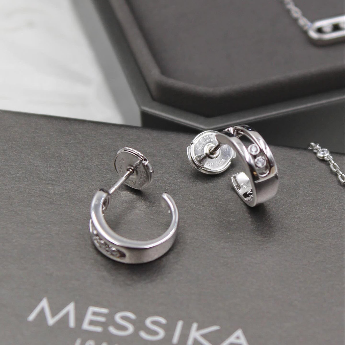 Messika Move Un earrings