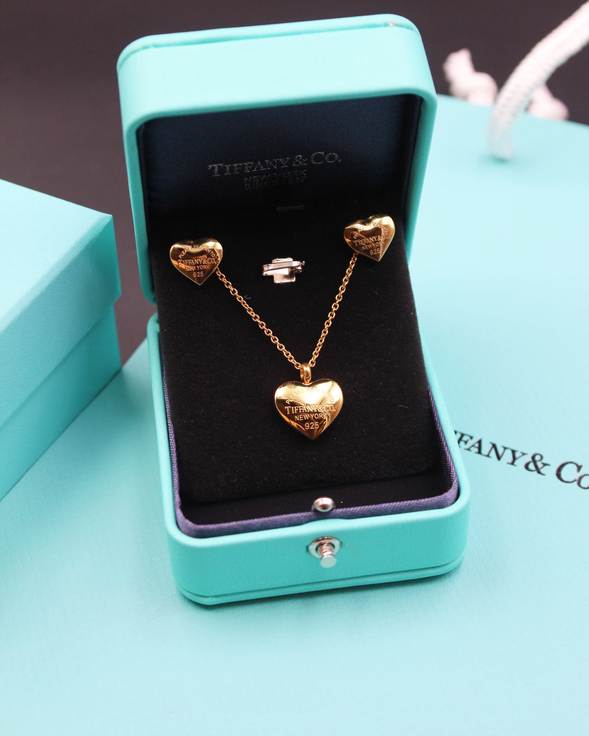 Tiffany & Co. Return to Tiffany Love Heart Tag Necklace & Earrings Set
