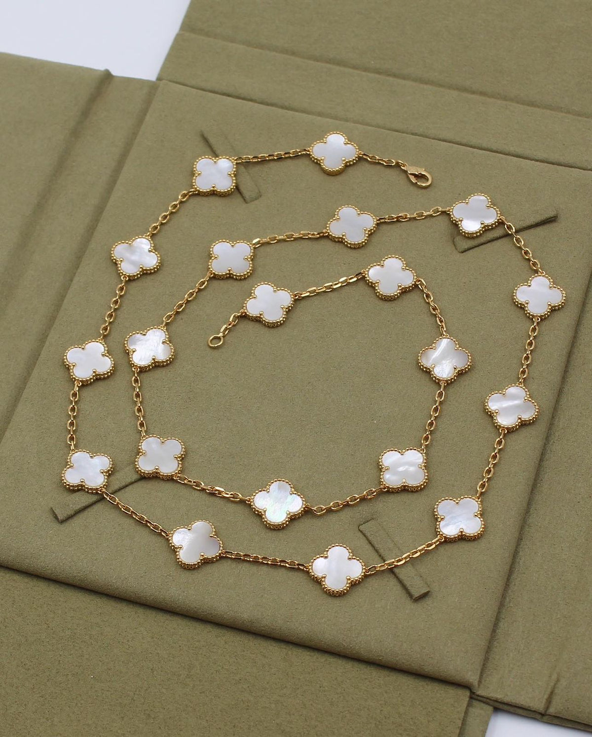 Van Cleef & Arpels Necklace 