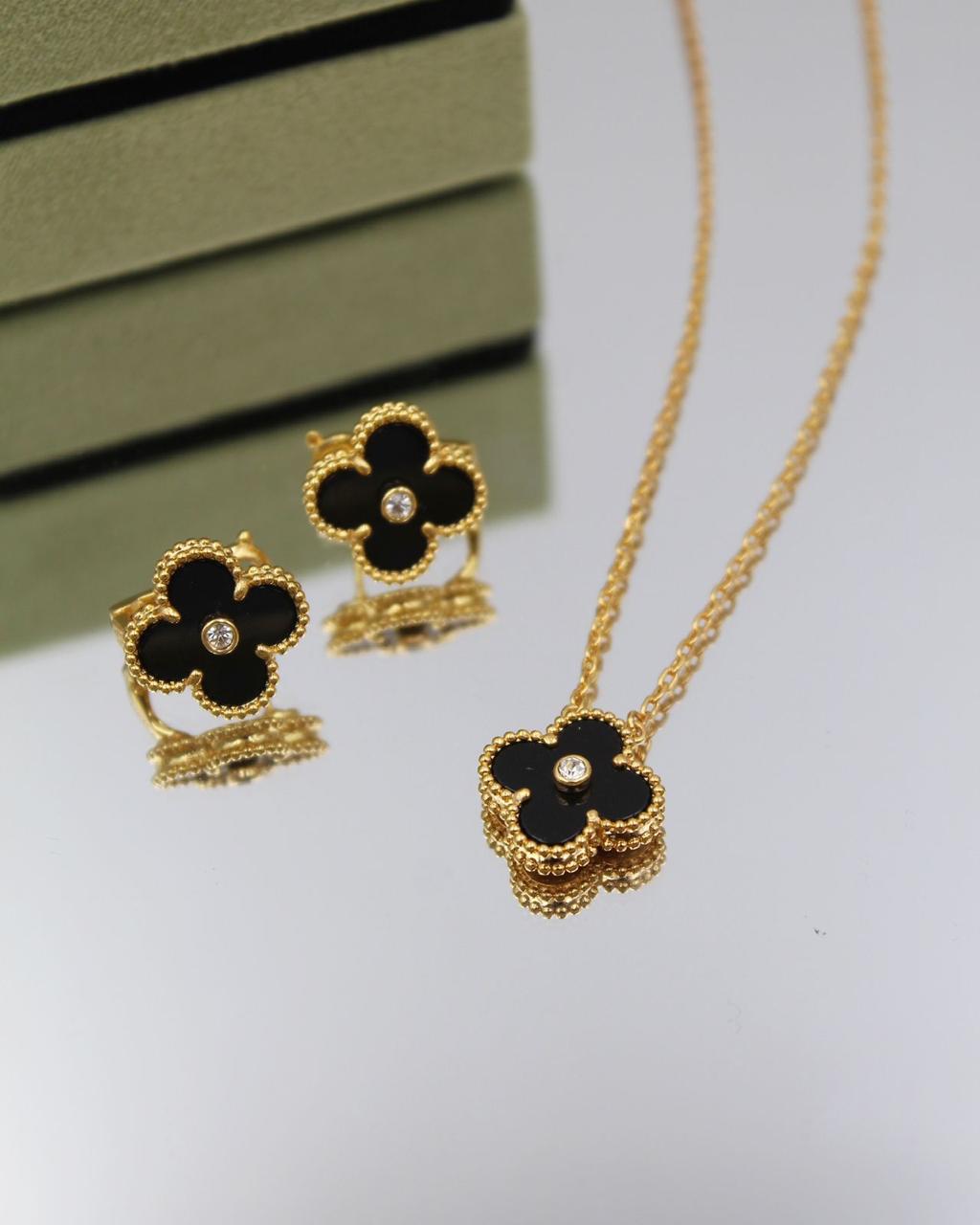 Van Cleef & Arpels Alhambra Motif Jewelry Set
