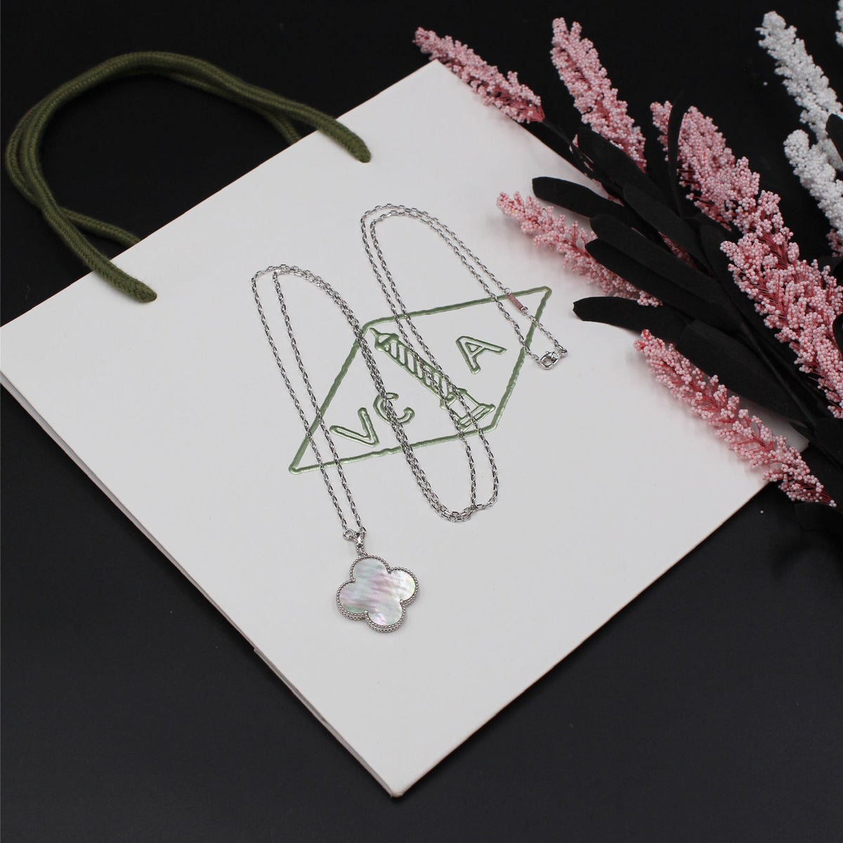 Van Cleef & Arpels Necklace