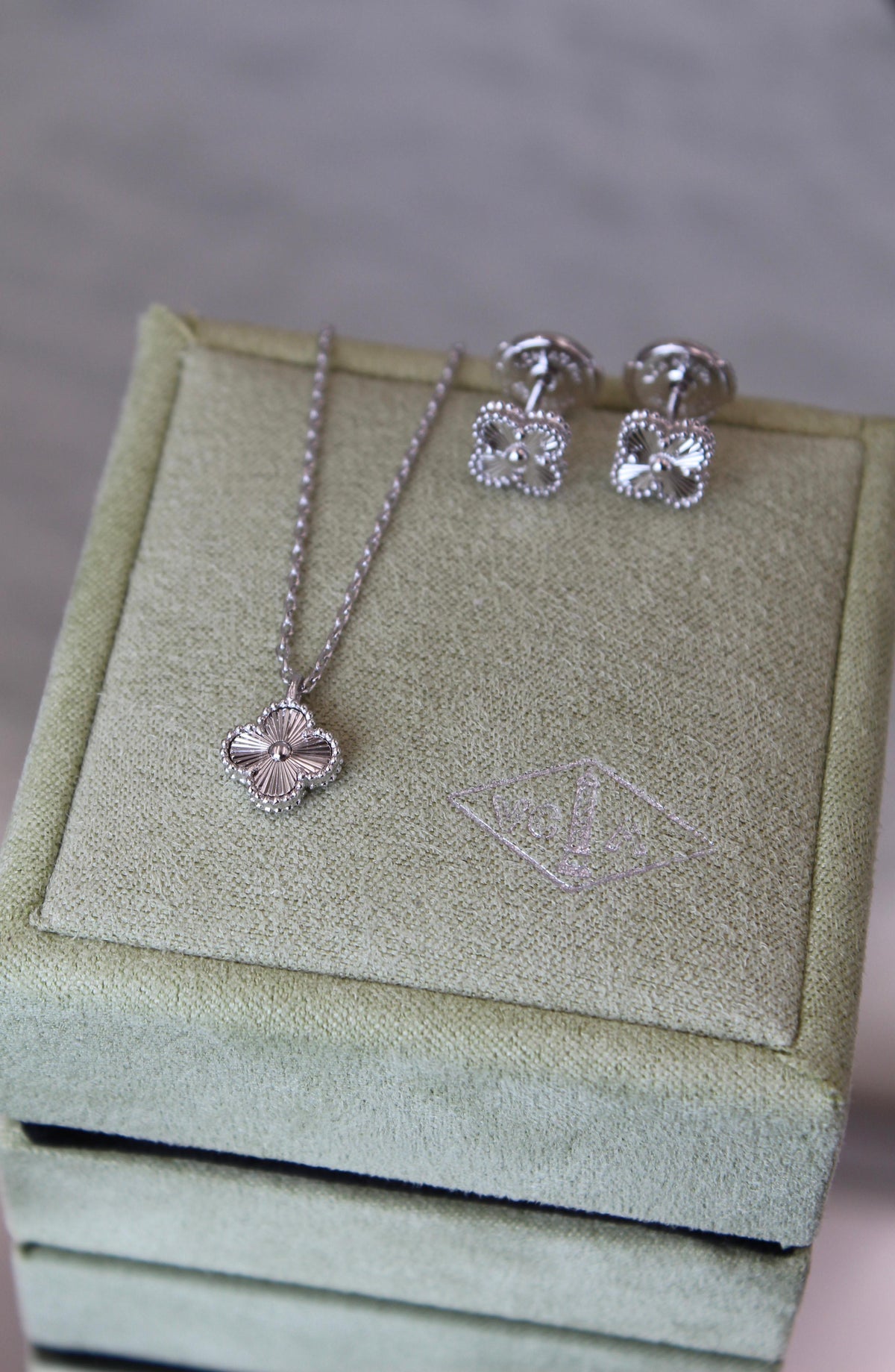 Van Cleef & Arpels Alhambra Motif Jewelry Set