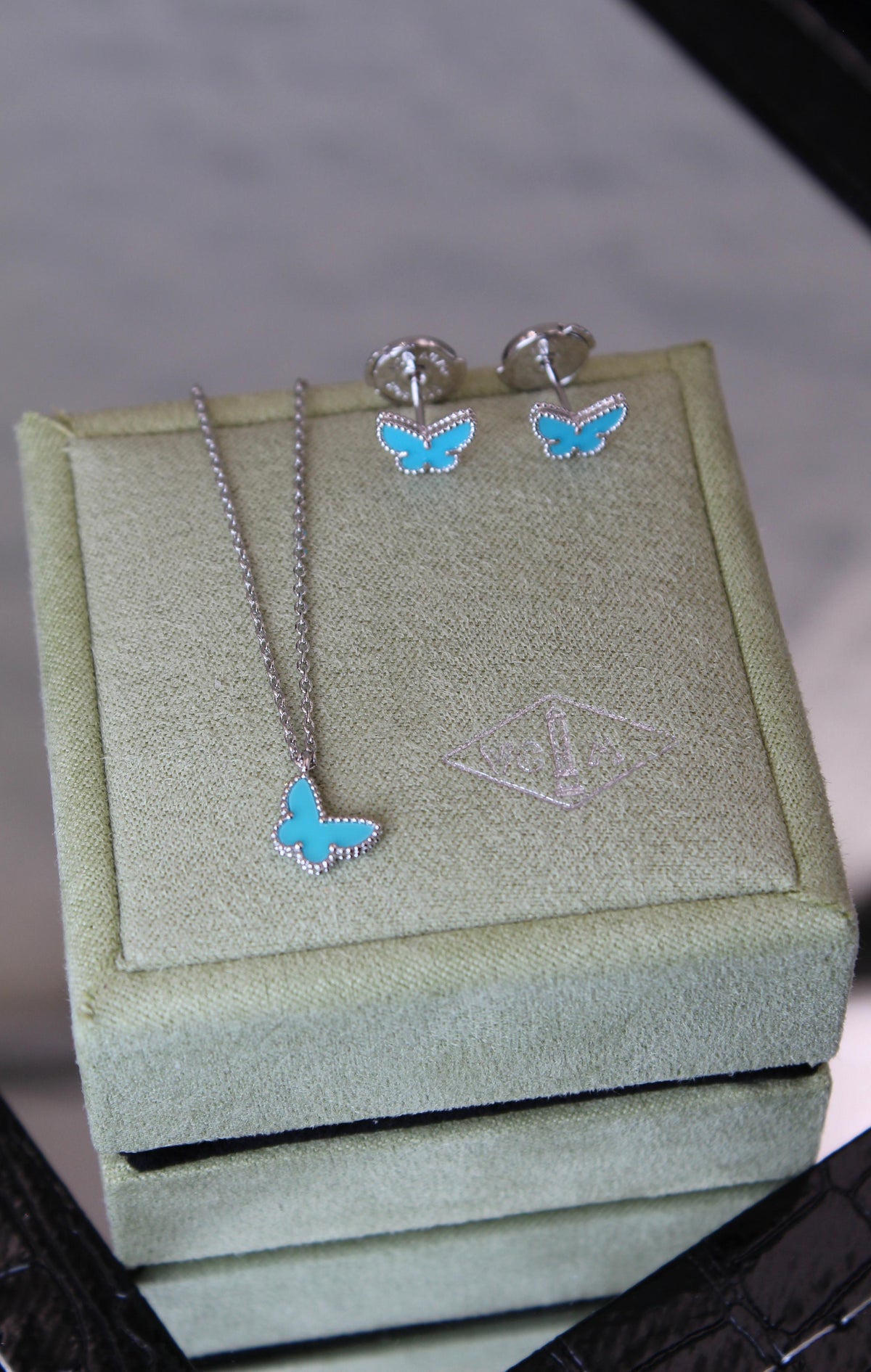 Van Cleef & Arpels Alhambra Motif Jewelry Set