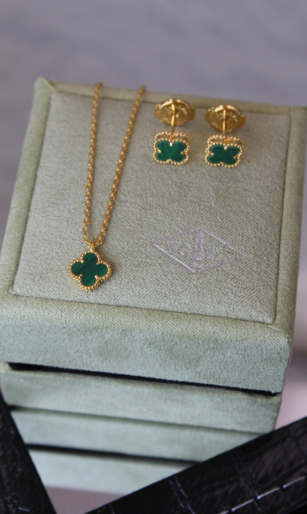 Van Cleef & Arpels Alhambra Motif Jewelry Set