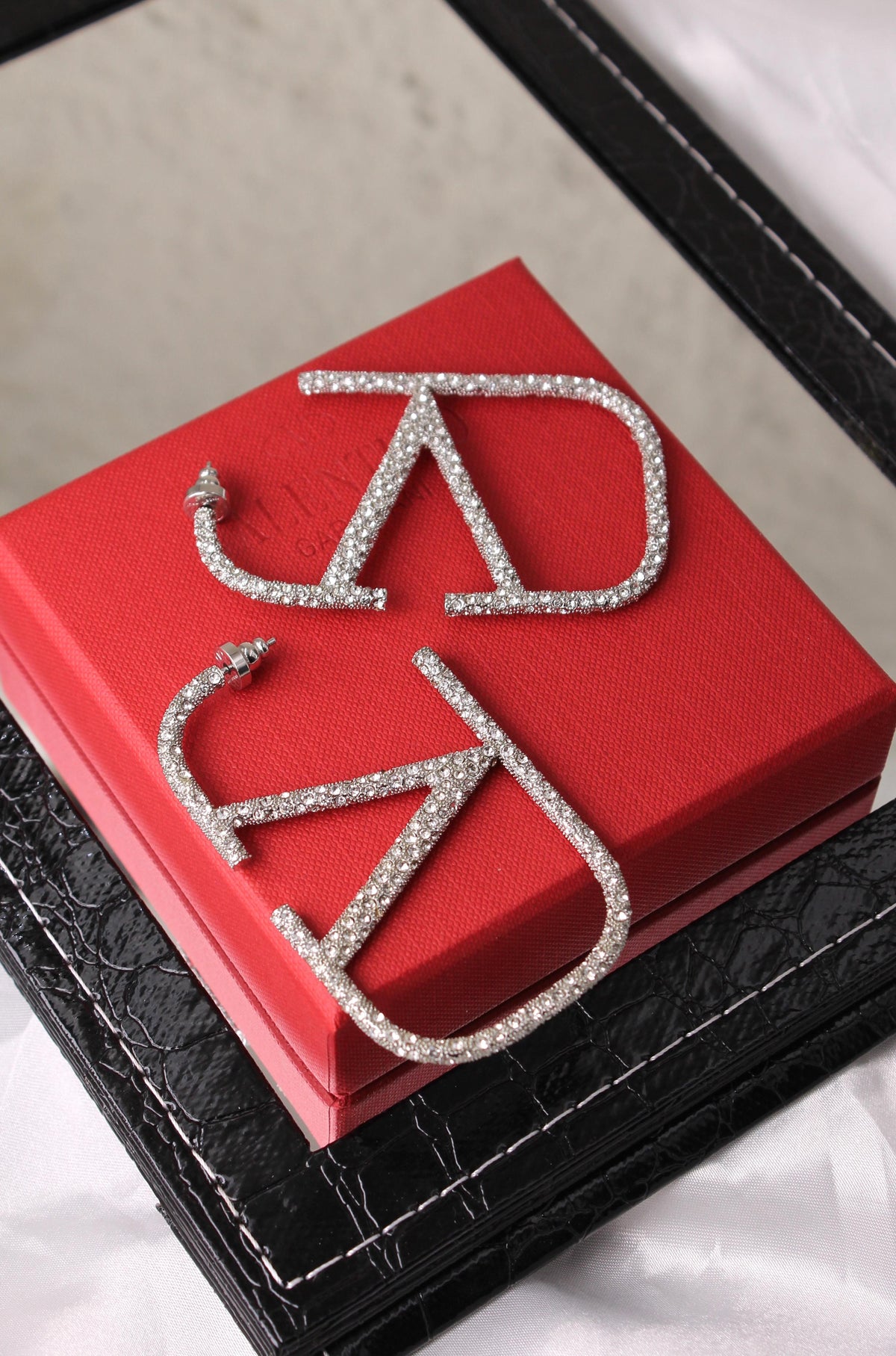 Valentino Garavani V Logo Signature Crystal Drop Earrings