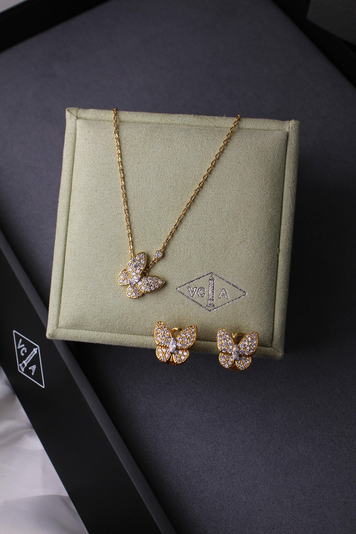 Van Cleef & Arpels Butterfly Motif Jewelry Set