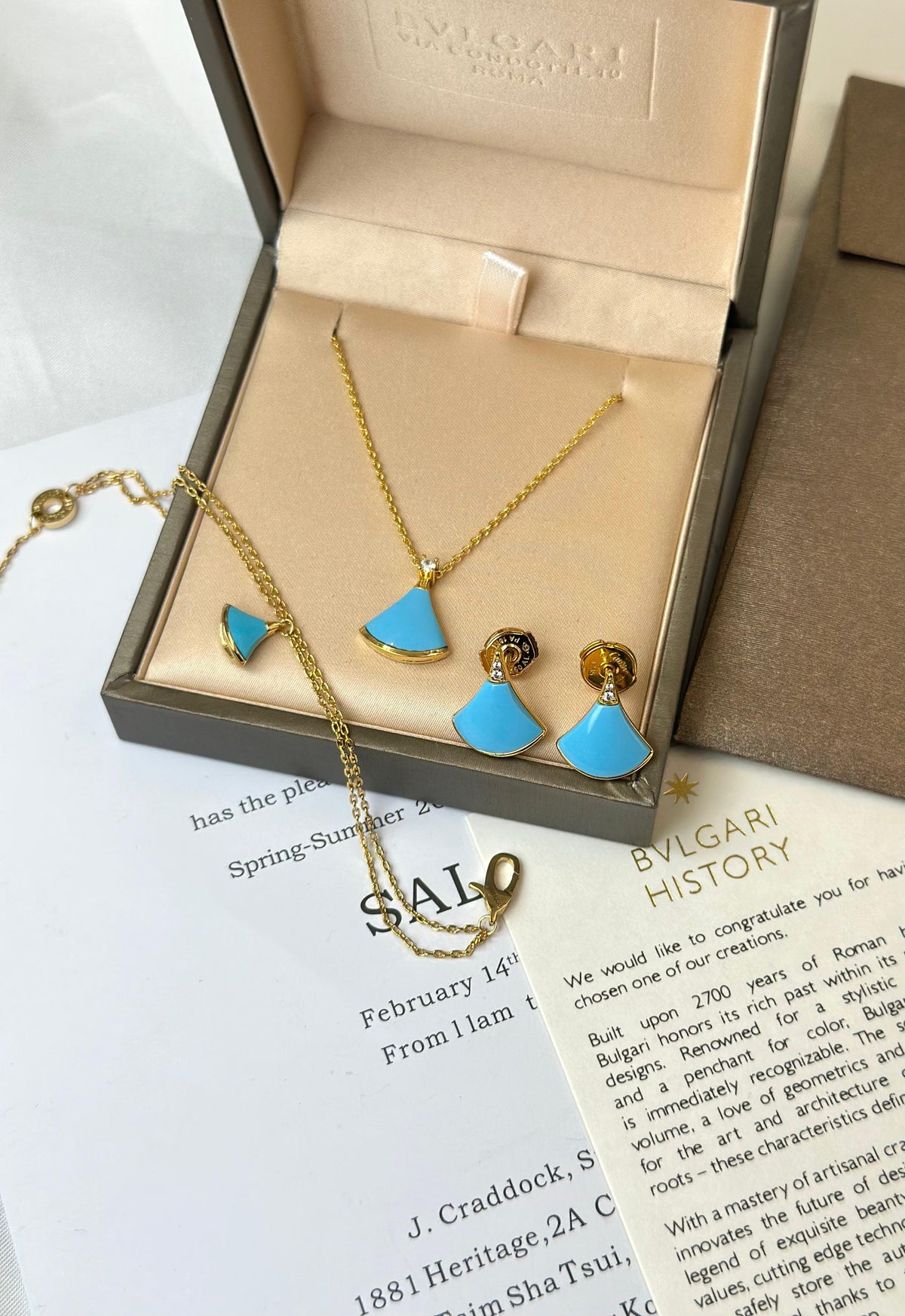 BVLGARI Divas' Dream-Tone Mother-of-Pearl Necklace and Earrings Set