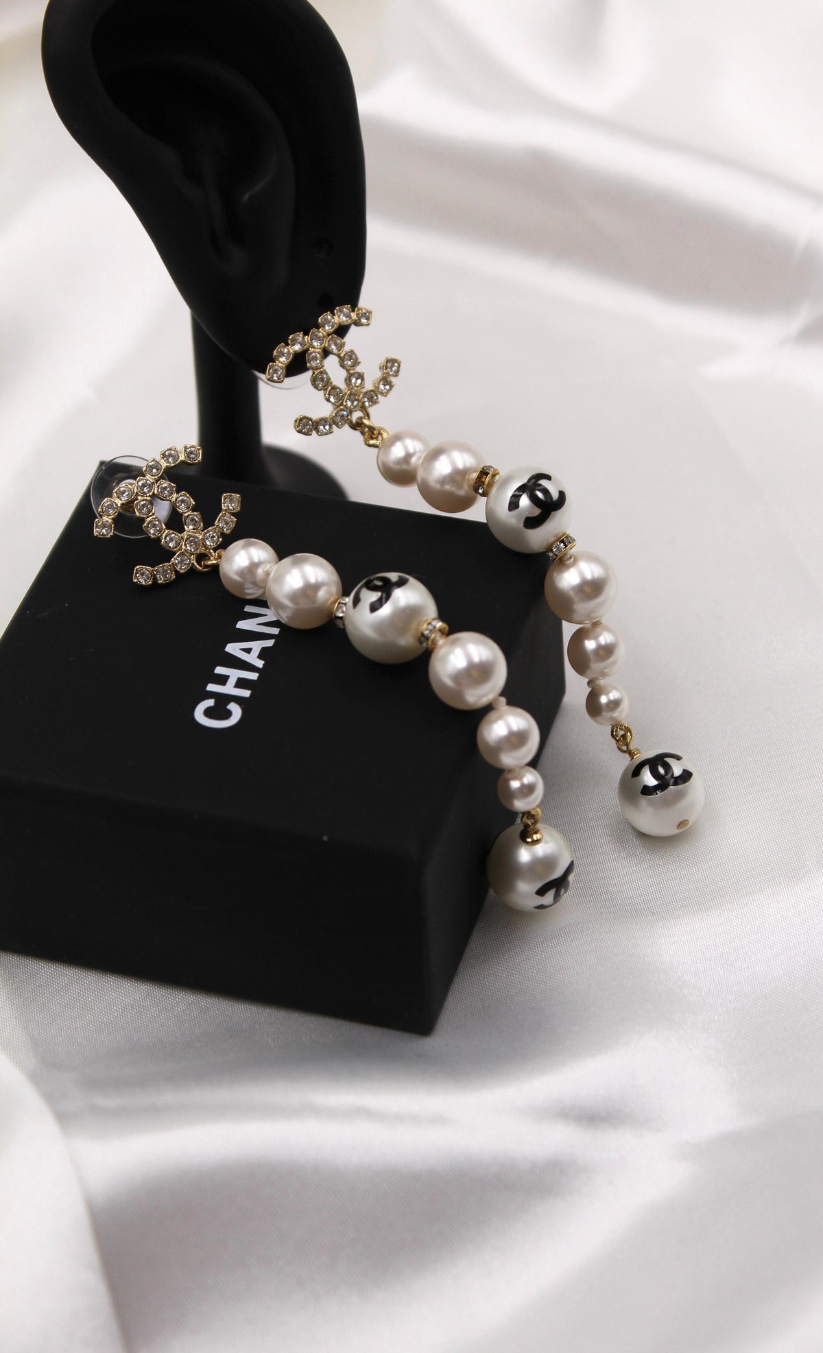 CHANEL – CC Pearl Drop Earrings