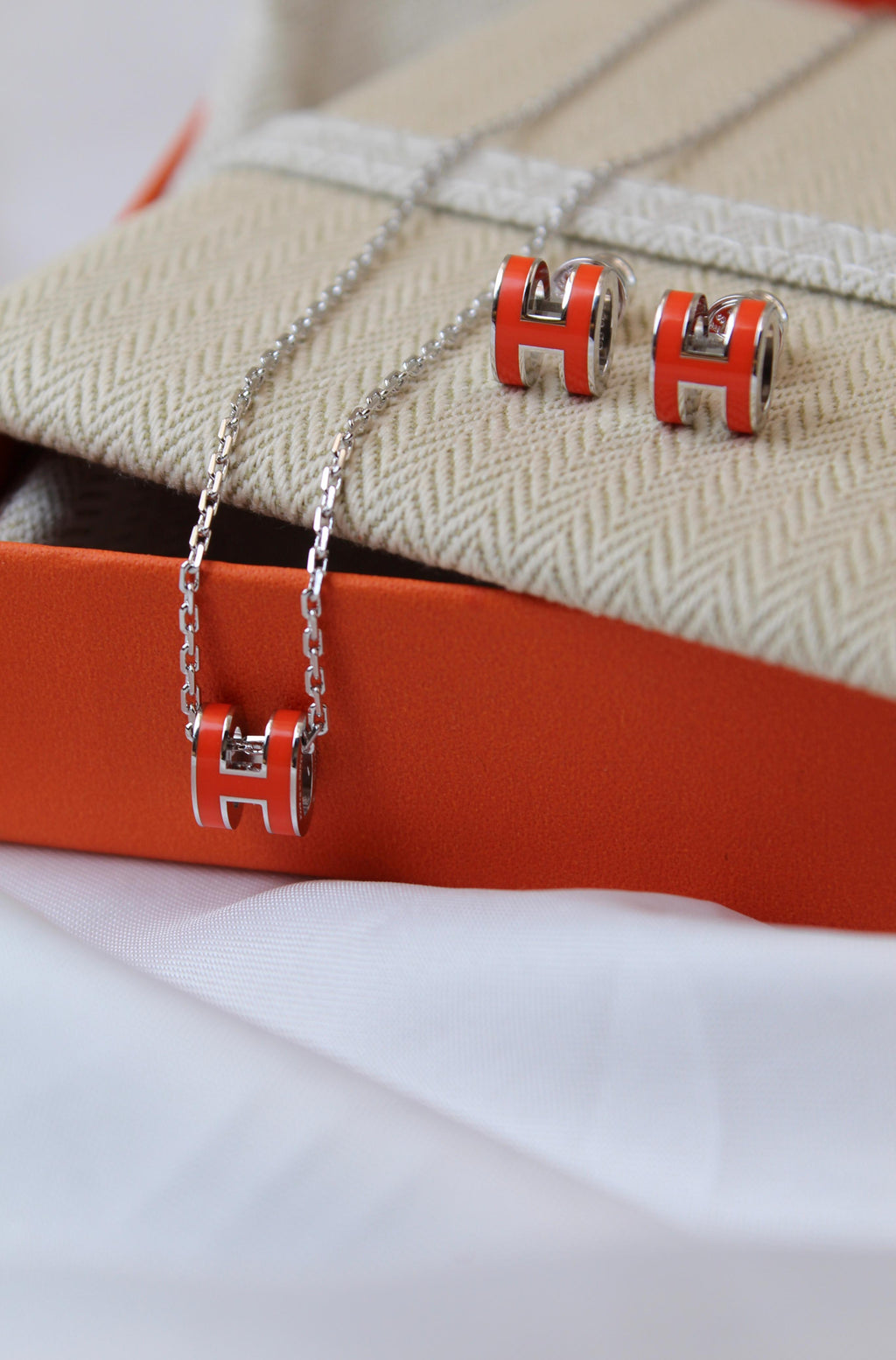 Hermès Pop H Necklace and Earrings Jewelry Set