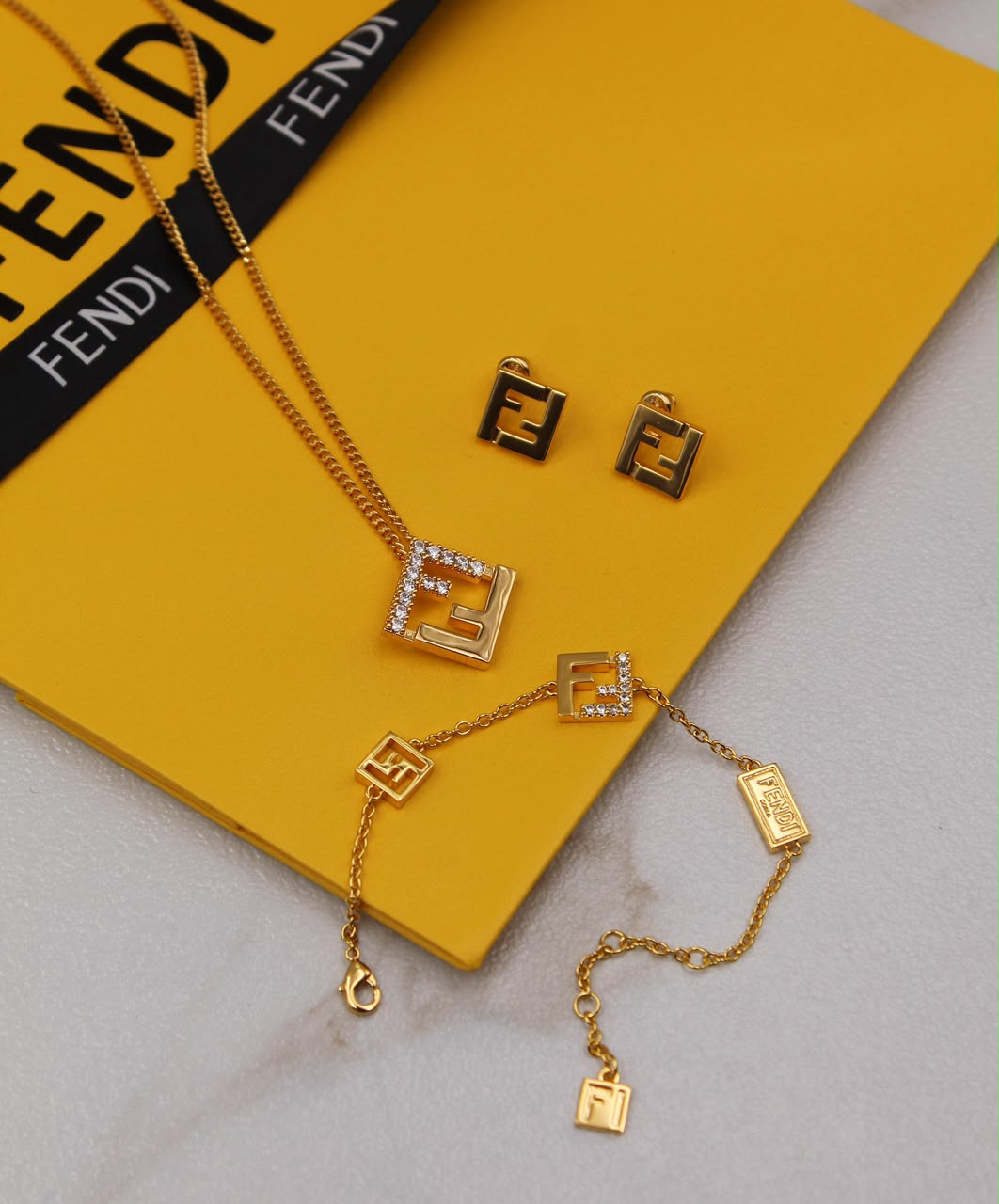 Fendi FF gold Jewelry Set