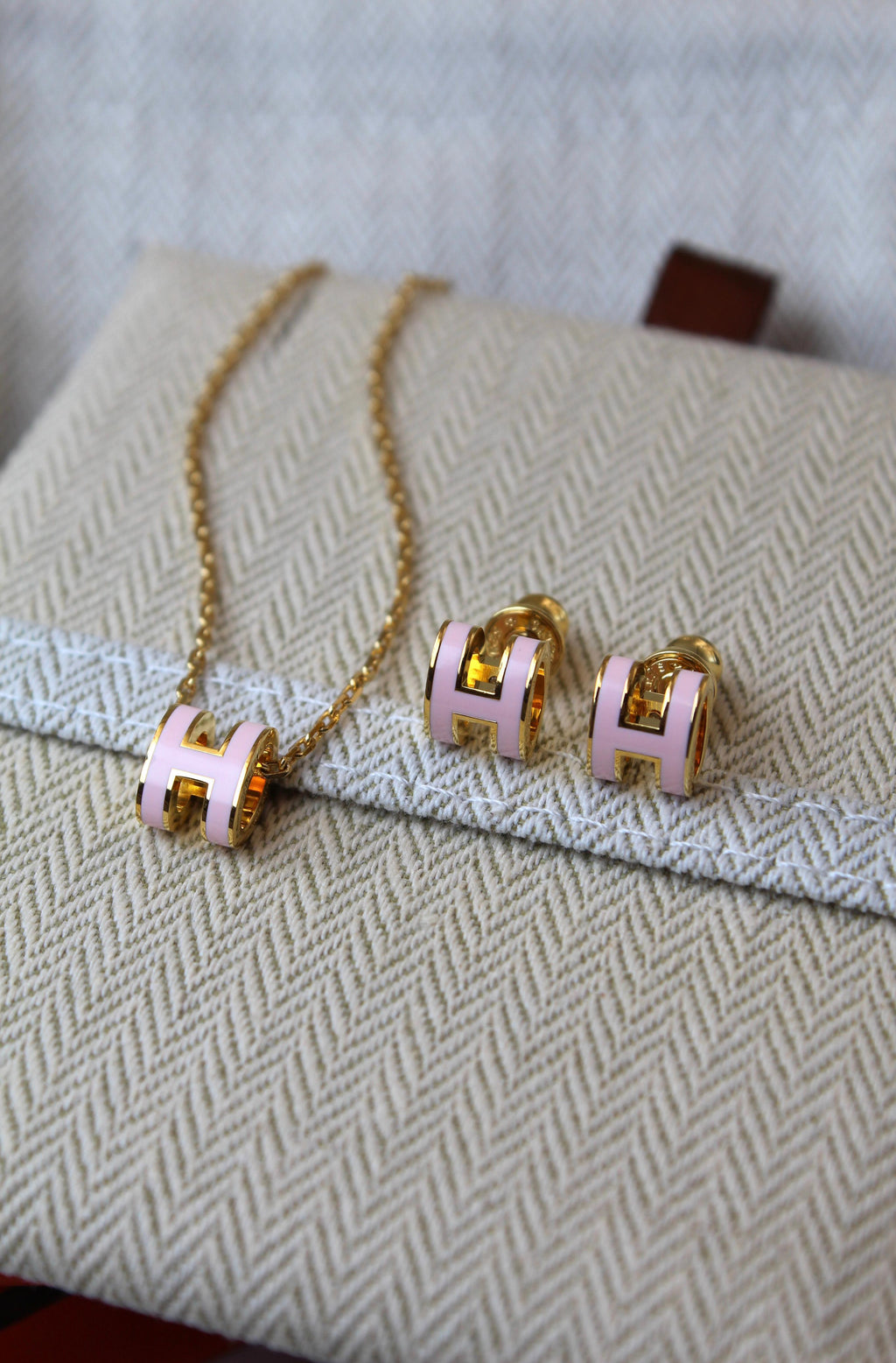 Hermès Pop H Necklace and Earrings Jewelry Set