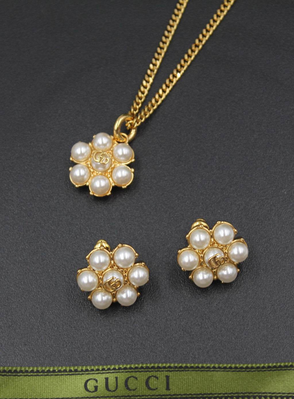 Gucci Gold Jewelry Set