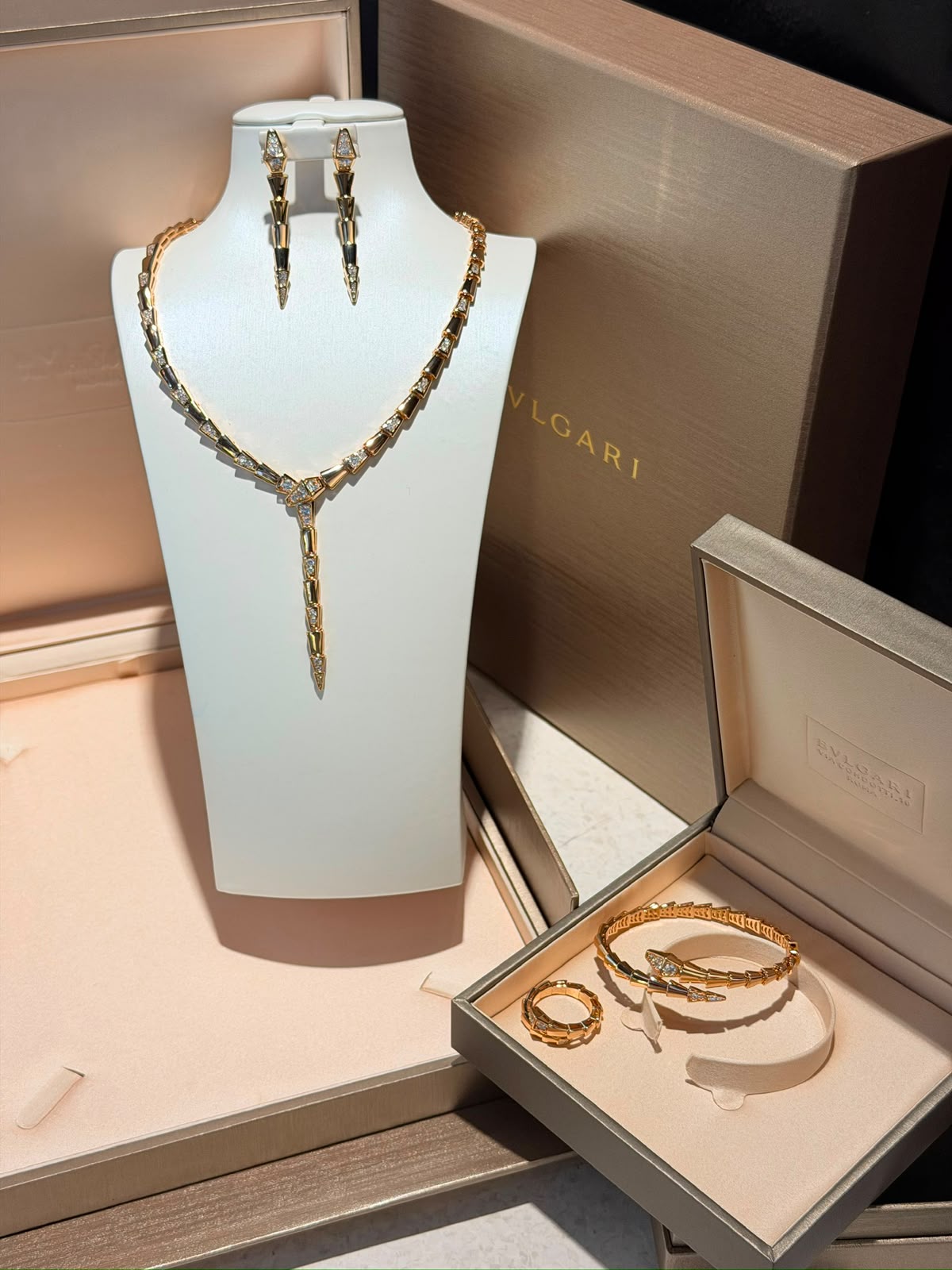 BVLGARI Segmented Necklace Earrings Bracelet and Ring Set