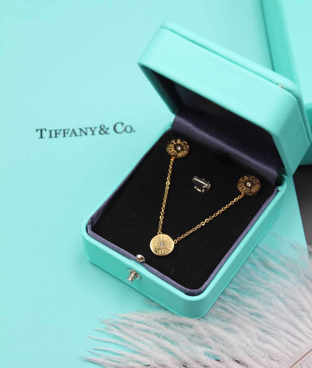 TIFFANY Engraved Round Disc Necklace and Earrings Set Gold