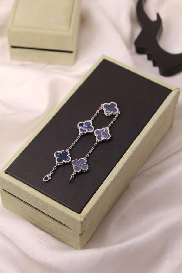 VAN CLEEF Five-Clover Bracelet