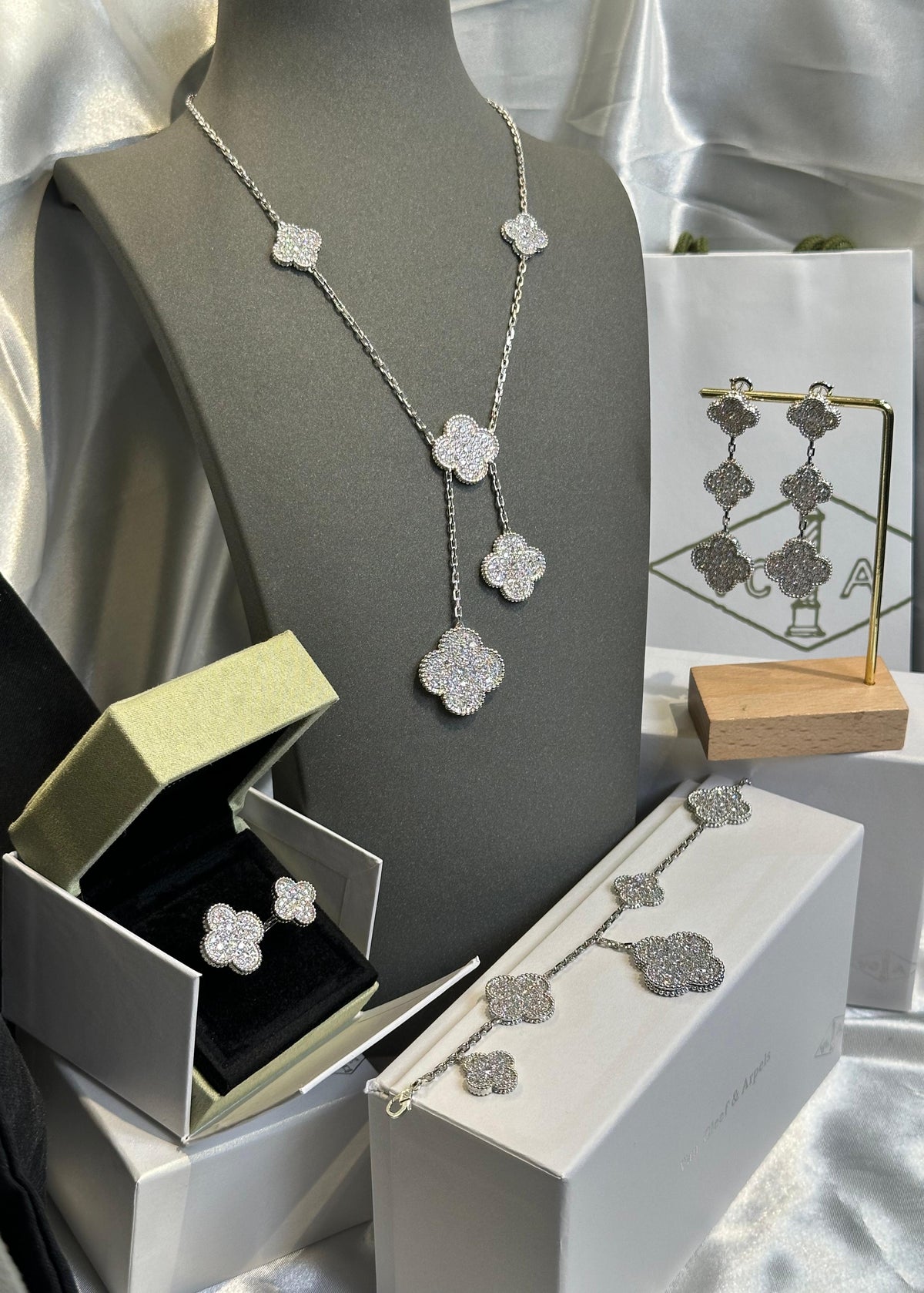 VAN CLEEF Embellished Clover Lariat Necklace Bracelet Ring and Earrings Set - Silver Tone